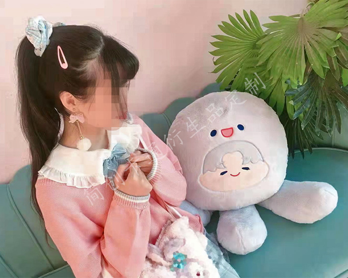 ぬいぐるみ枕：カスタムアニメ枕メーカー