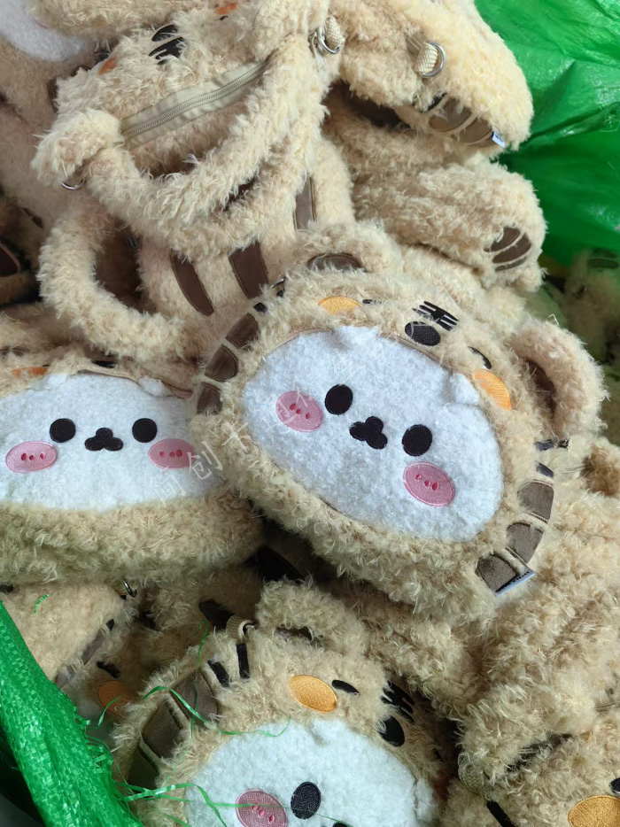 custom plush coin purses manufacturer