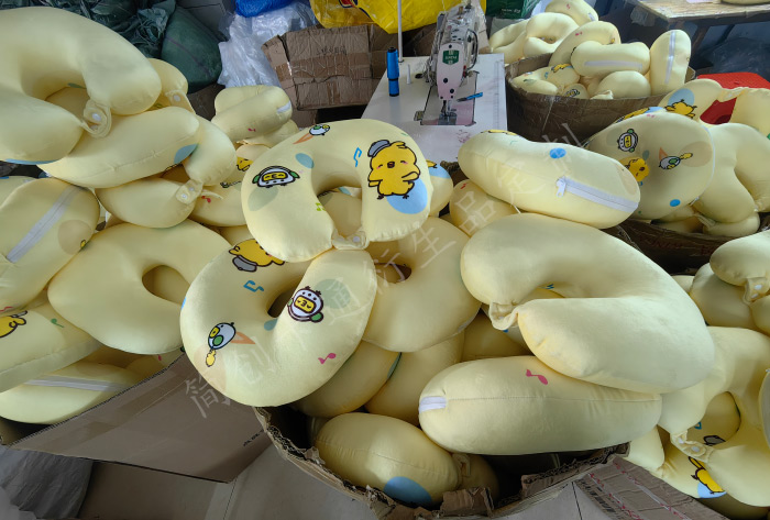 U-Shaped Pillow Factory